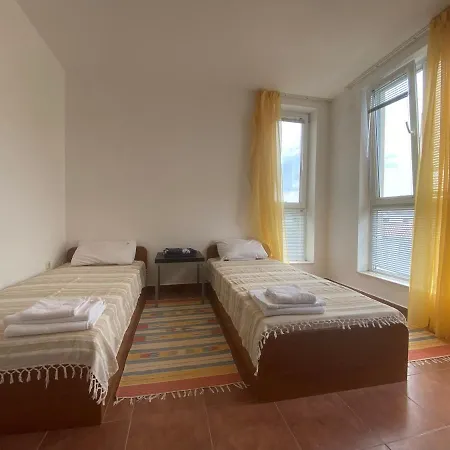Apartament In Complex Atrium