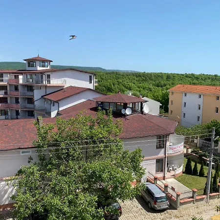 Apartman In Complex Atrium *