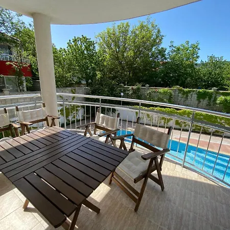 Apartman In Complex Atrium Kranevo