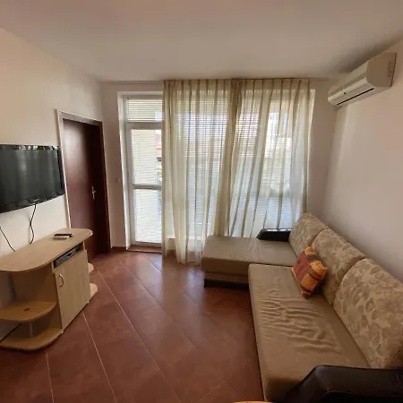 In Complex Atrium Apartman
