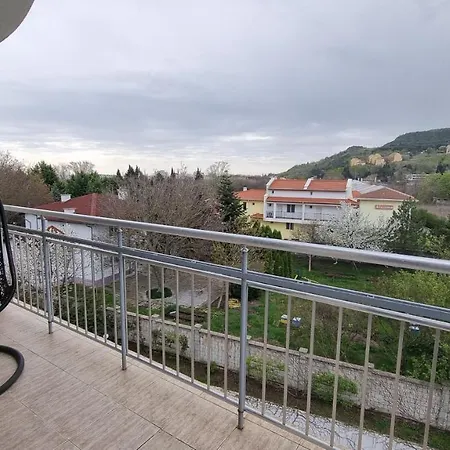 Apartment In Complex Atrium *